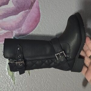 Toddler boots sz 5